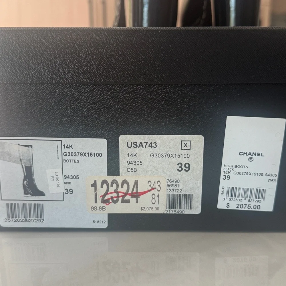 CHANEL Black Leather Knee Boots with Chain Trim - Picture 3 of 8